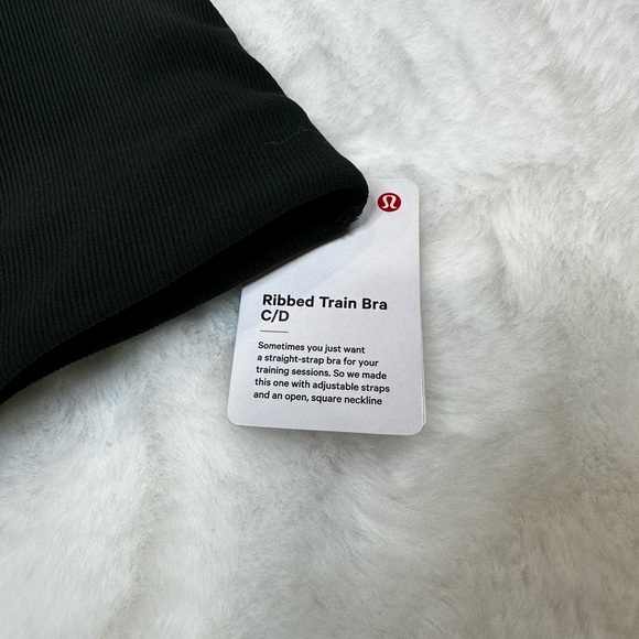 Lululemon Women's green Sports Bra - Picture 2 of 7